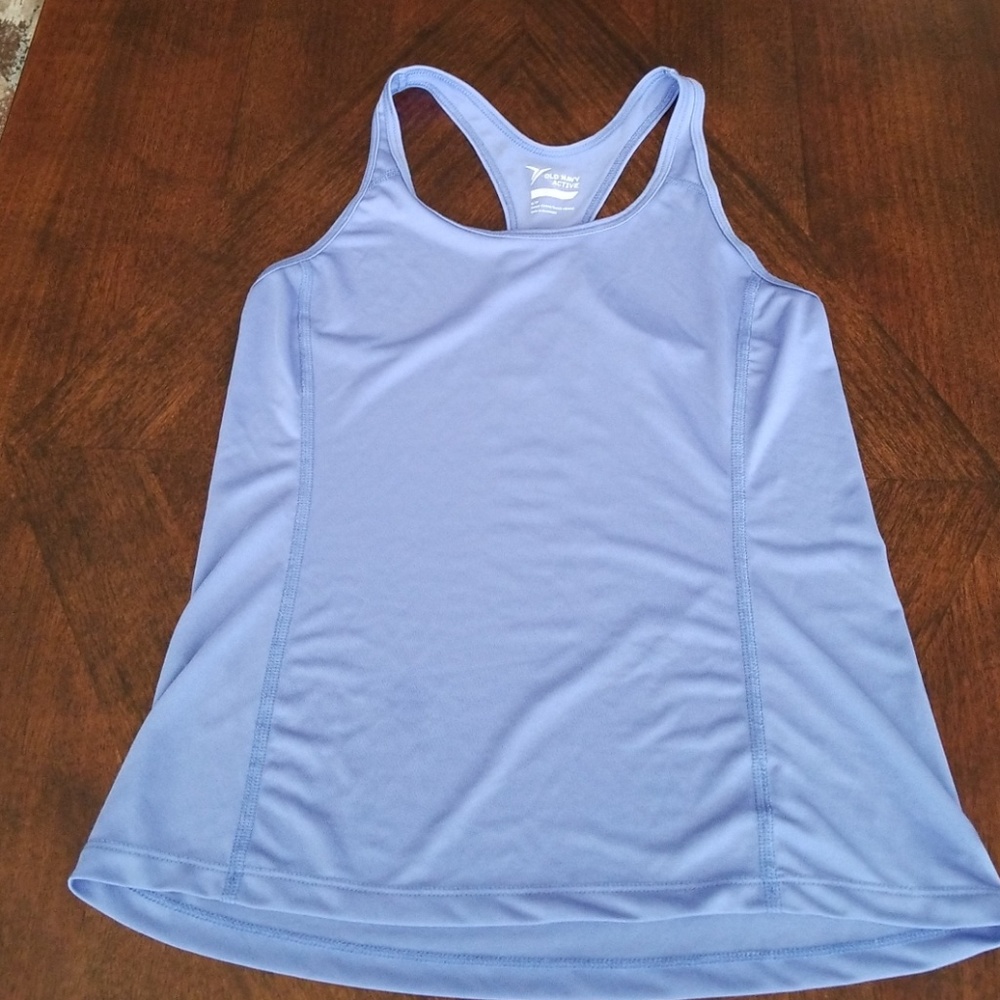 Old Navy running tank